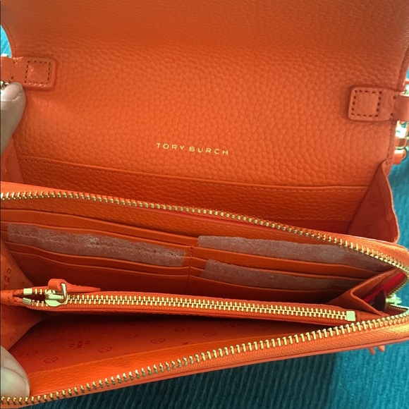 Brand new Tory Burch bag - Picture 3 of 3